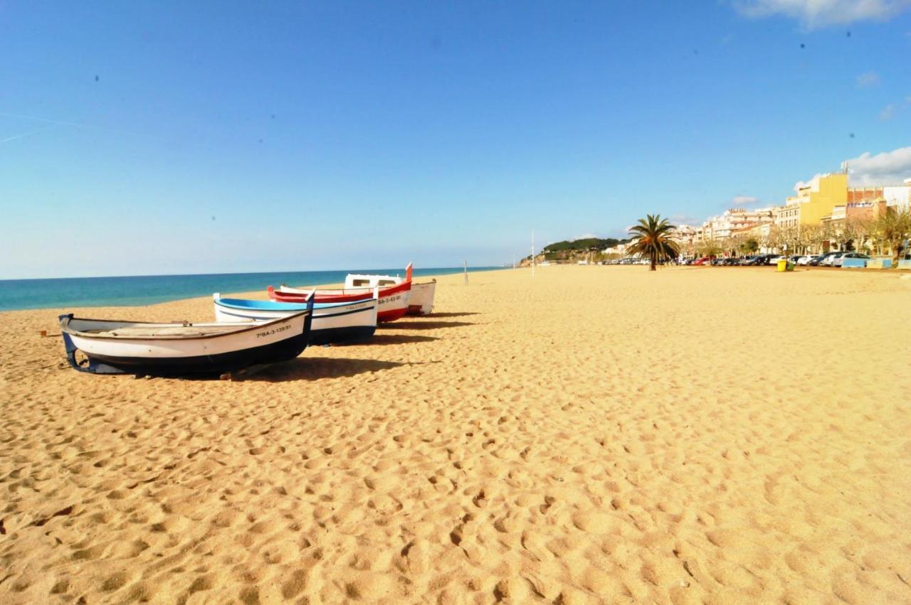 Homeholidaysrentals Lorraine Malgrat de Mar Kültér fotó