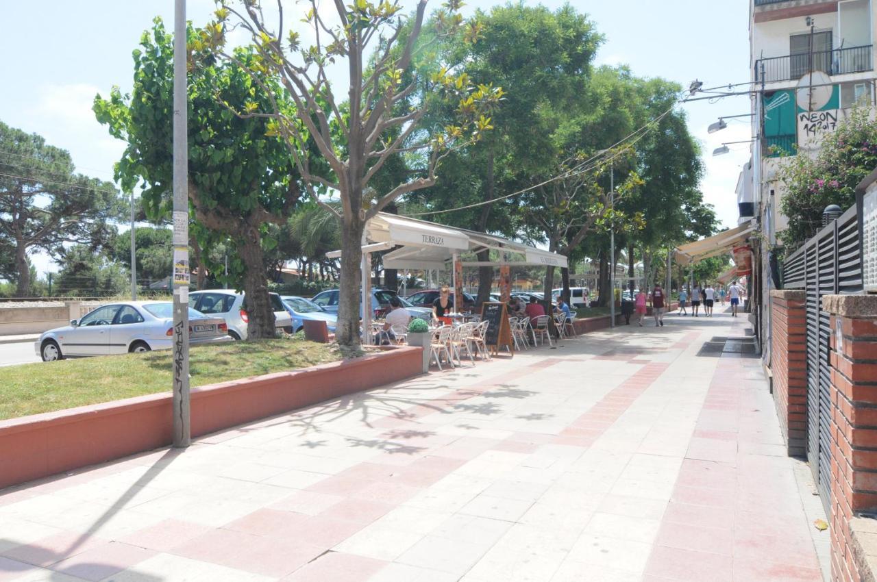 Homeholidaysrentals Lorraine Malgrat de Mar Kültér fotó